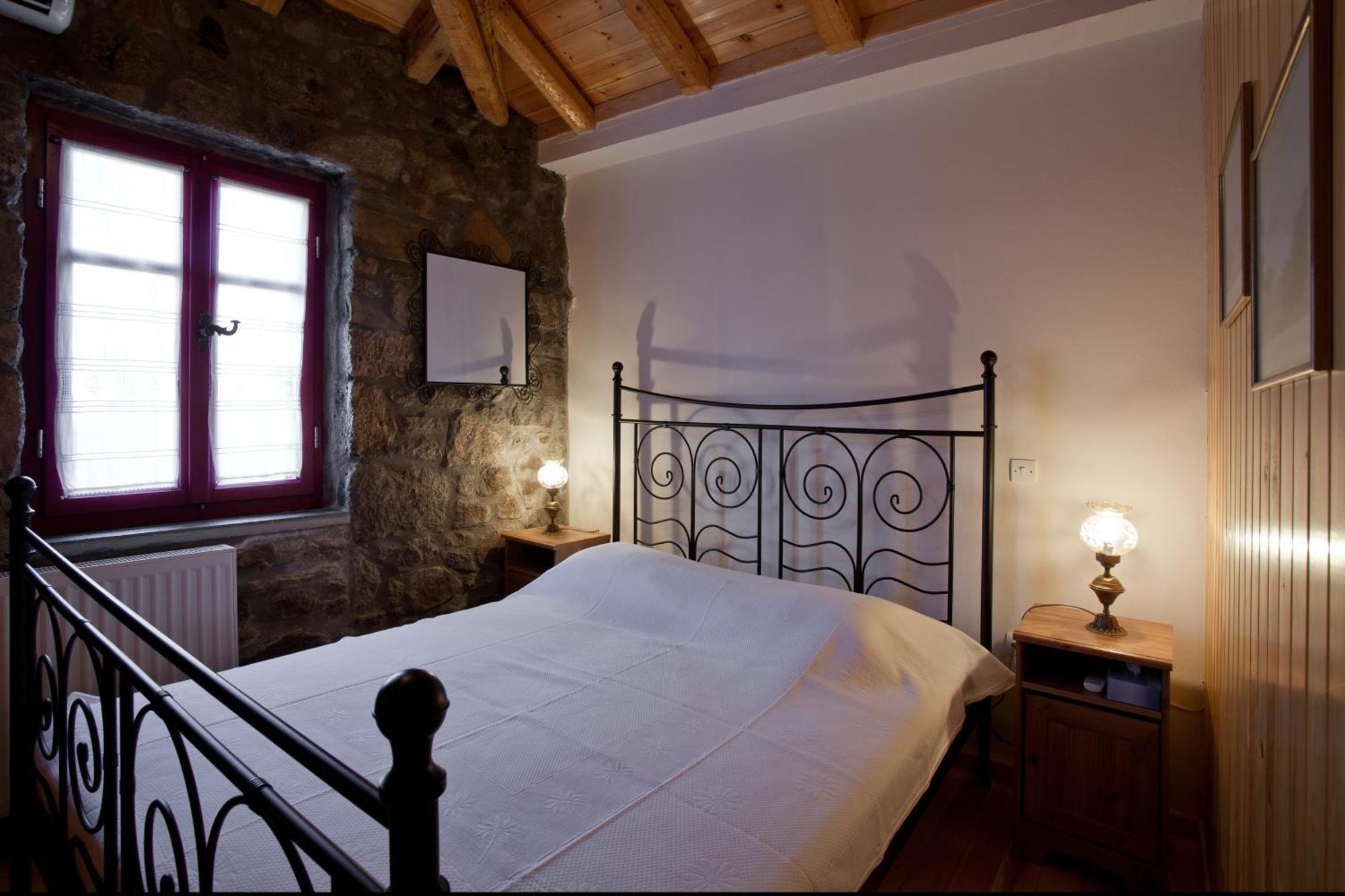 Stone Houses Kontias Rom bilde